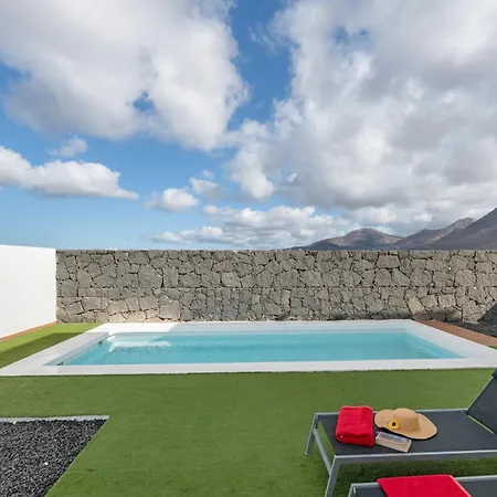 فيلة Luxury Lanzarote *