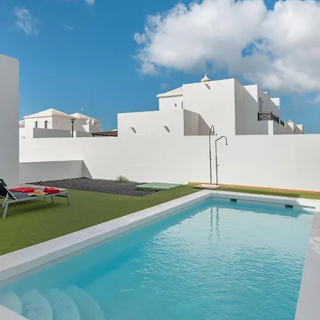 Luxury Lanzarote Villa