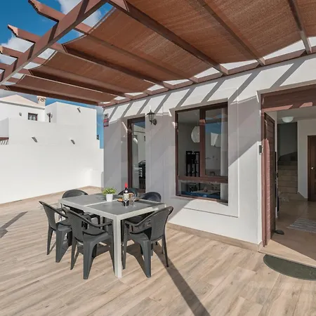 Luxury Lanzarote וילה פלאיה בלנקה